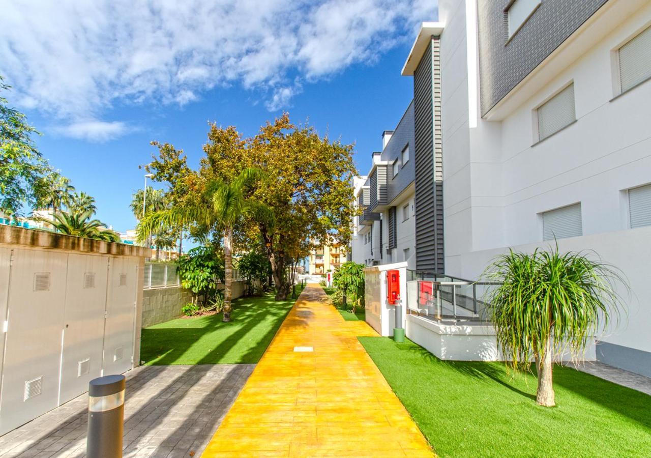 Apartamento Victoria Playa III Con Una Gran Terraza เดเนีย ภายนอก รูปภาพ